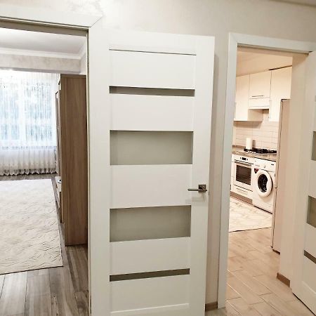 Center Apartment On Albisoara Street Kisinyov Kültér fotó